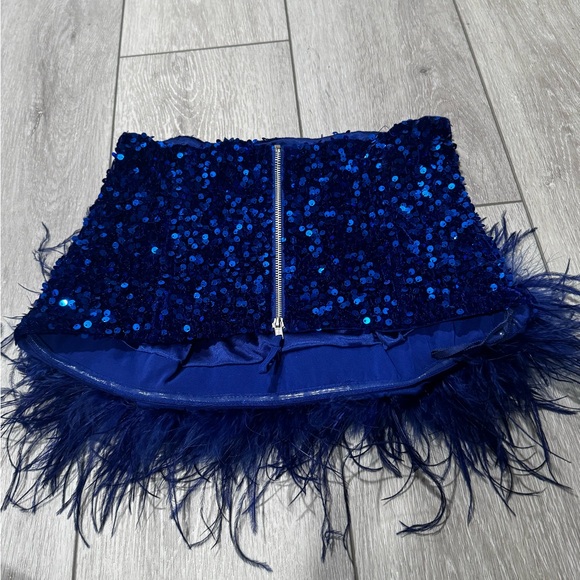 NWOT line and dot top - Picture 11 of 13